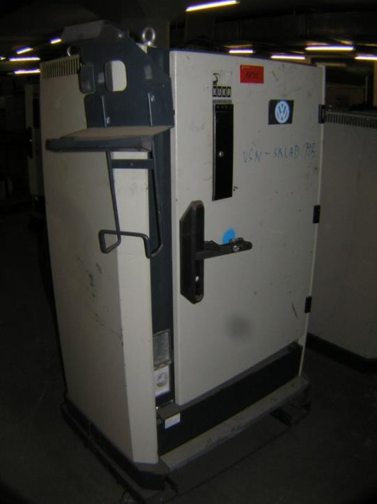 Prumyslových robotu-4